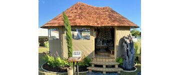 Hambleden Cedar Roof RHE