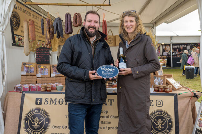 800 Trade Stand Awards 101
