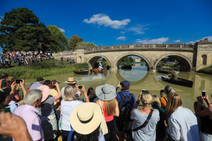 Burghley 2018 M Lewis105 Lion Bridge Crowds