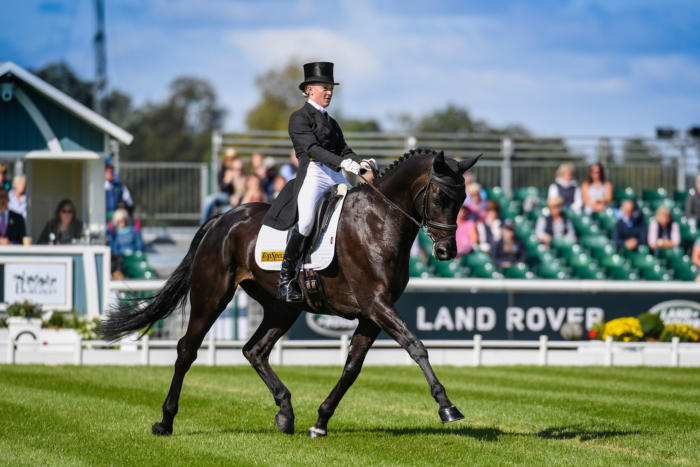 LR Eliza Stoddart PRIORSPARK OPPOSITION FREE LRBHT PN19 105473